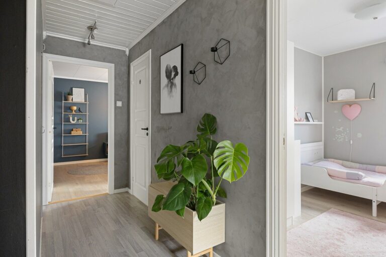 7 idées de papiers peints panoramiques pour décorer votre couloir